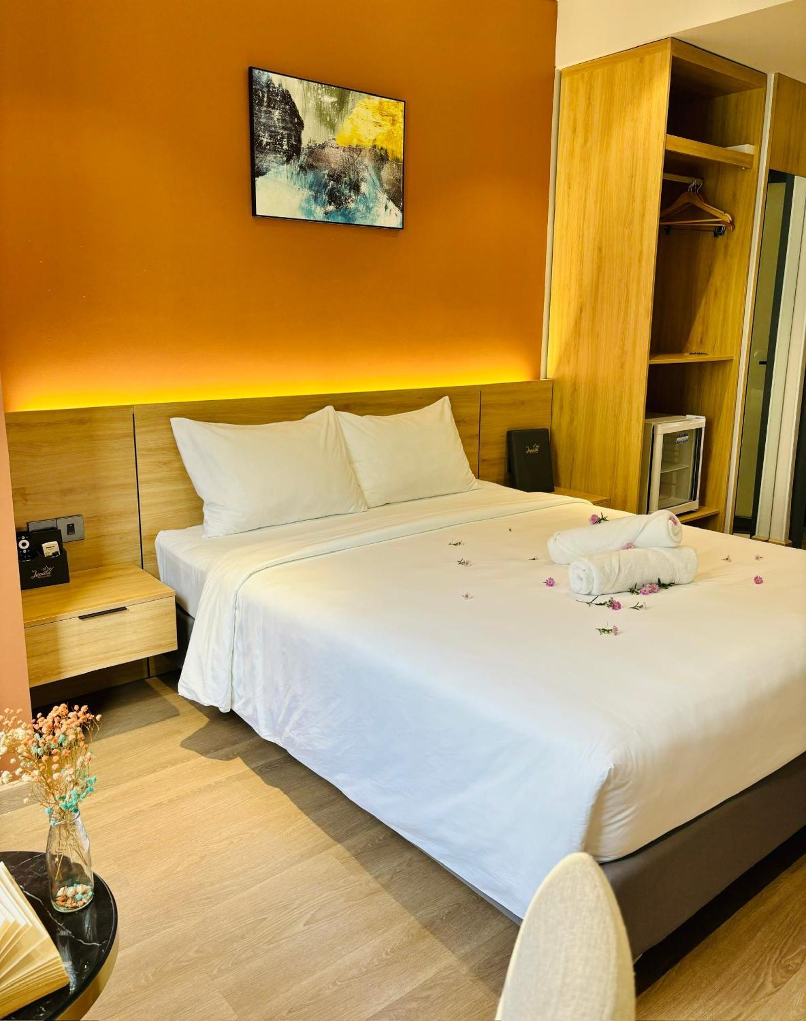 Laputa Hotel Phu Quoc Exterior photo