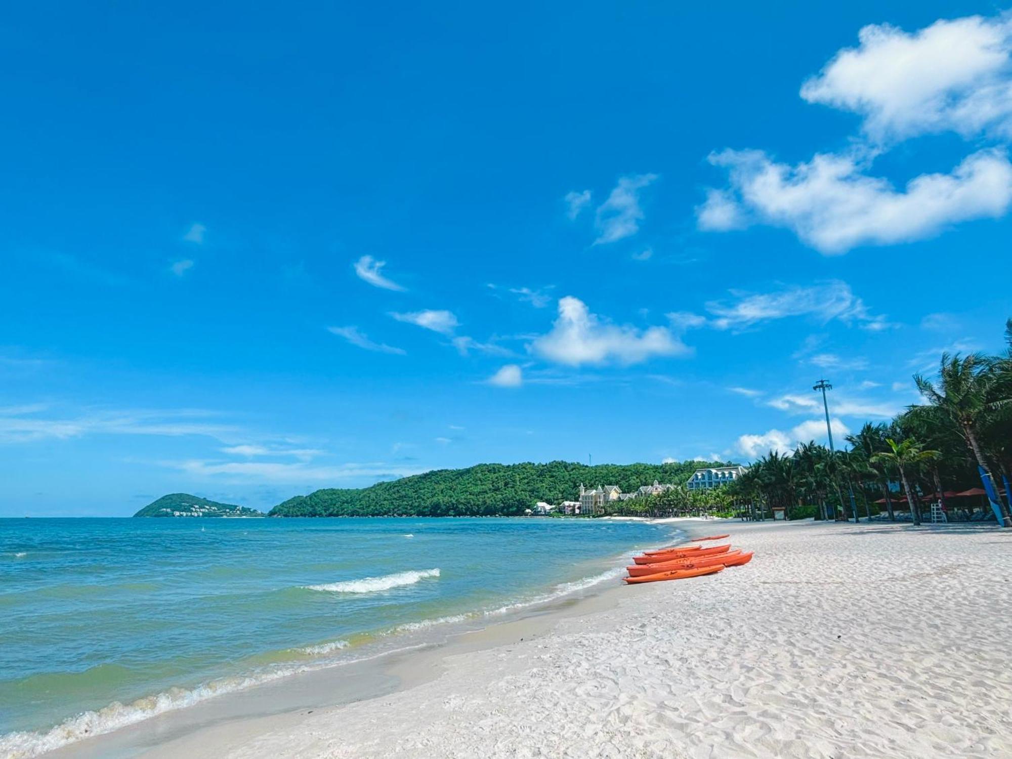 Laputa Hotel Phu Quoc Exterior photo